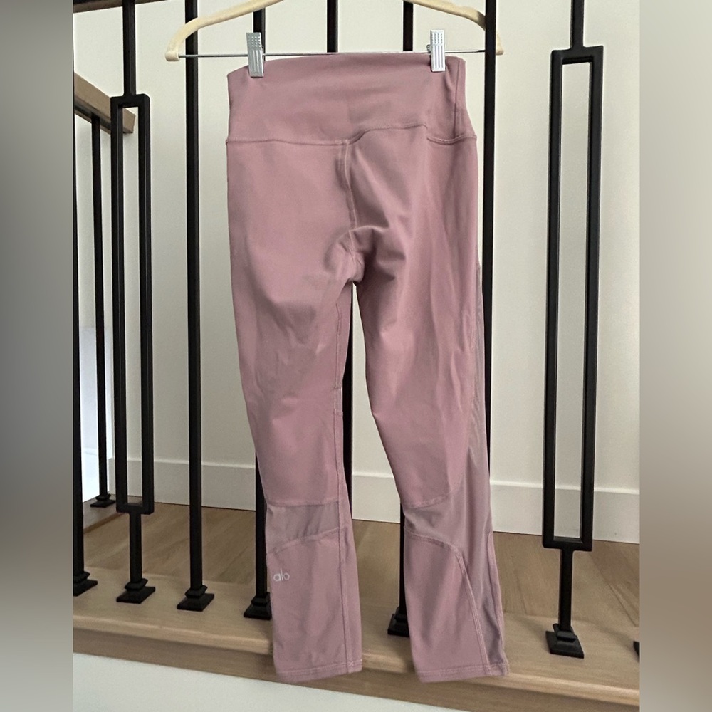 Alo Yoga leggings